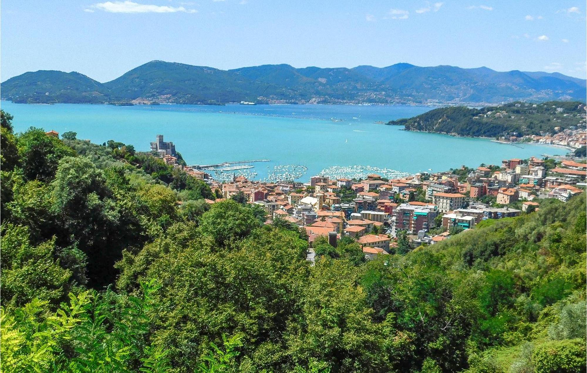 Cozy Apartment In La Spezia With Wifi מראה חיצוני תמונה